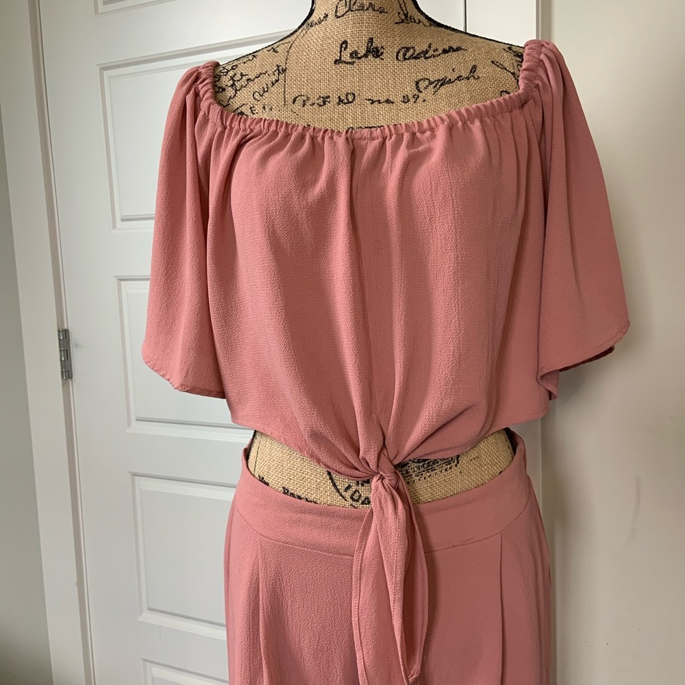 Light pink two piece set - off shoulder crop top